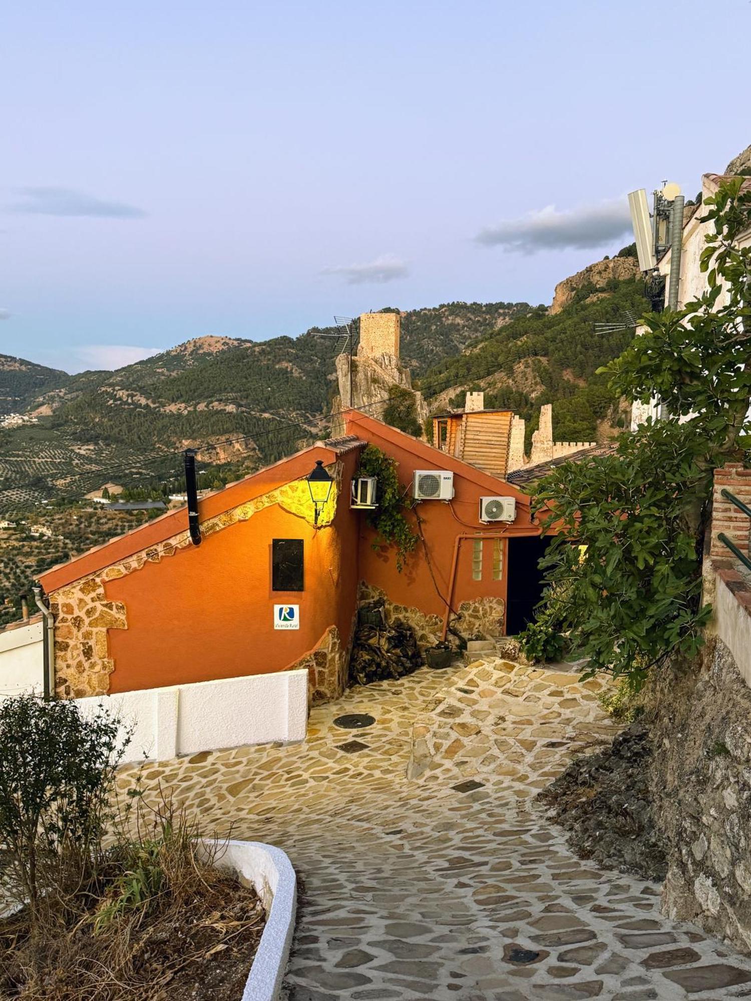 Casa Shanti La Iruela Exteriér fotografie